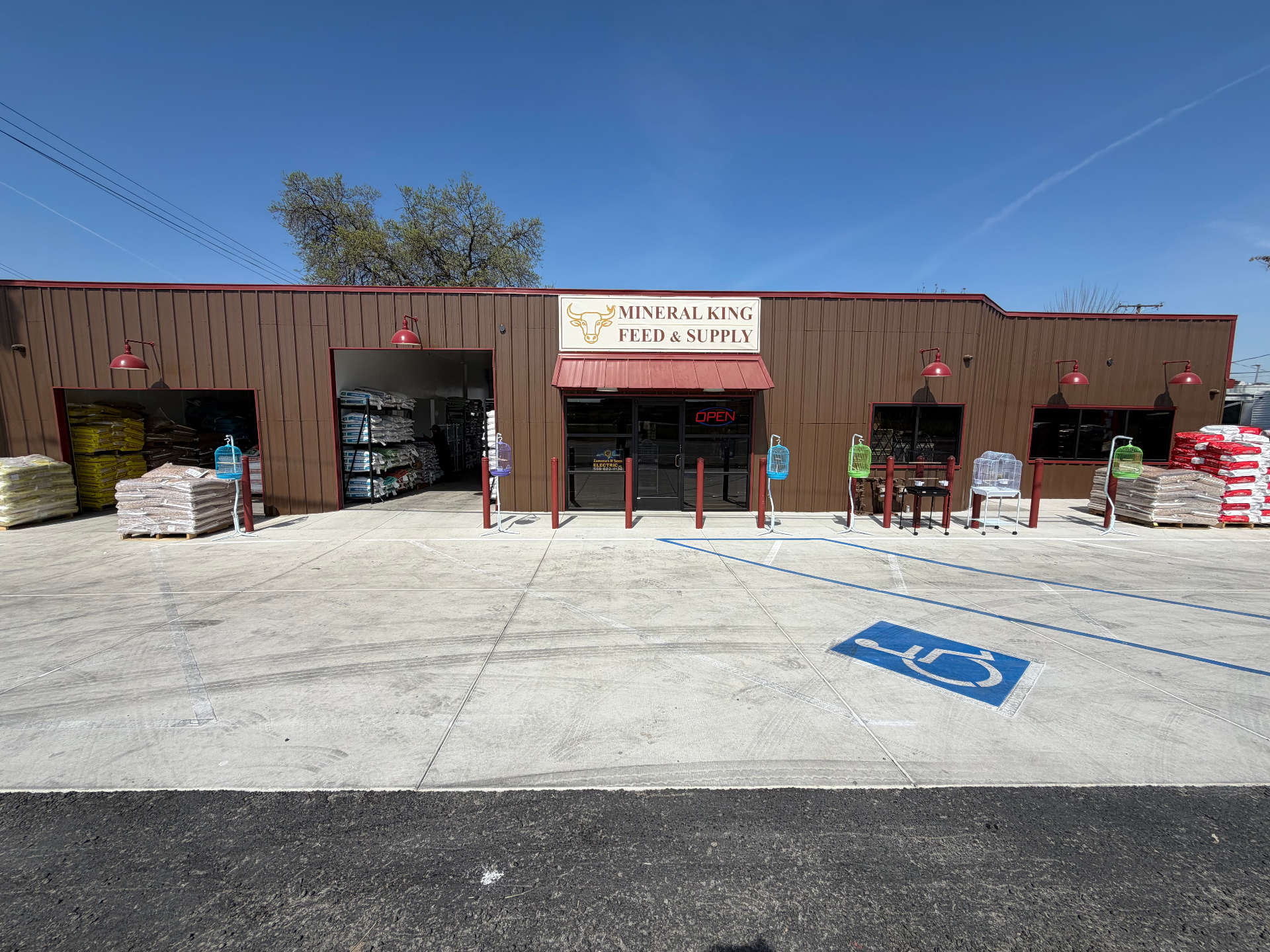 Mineral King Feed & Supply